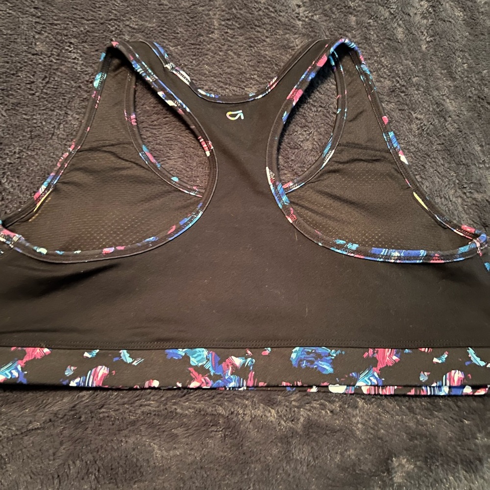 Gap Fit Sports Bra - Picture 3 of 5